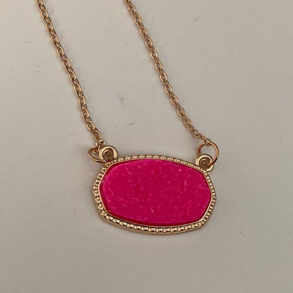 Faux Druzy Stone Light Weight Fashion Trendy Pendant Necklace for Women and Girl